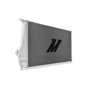 MISHIMOTO Performance Aluminium Radiator, fits BMW 335i/135i (Automatic) 2006-2013 - Image 2